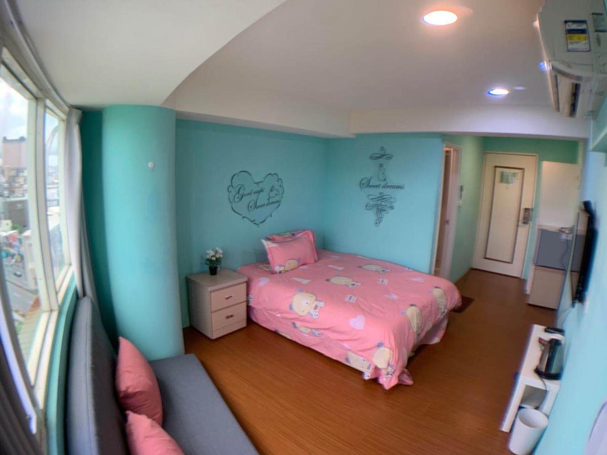 Appartement 星霖之家 à Taichung Extérieur photo