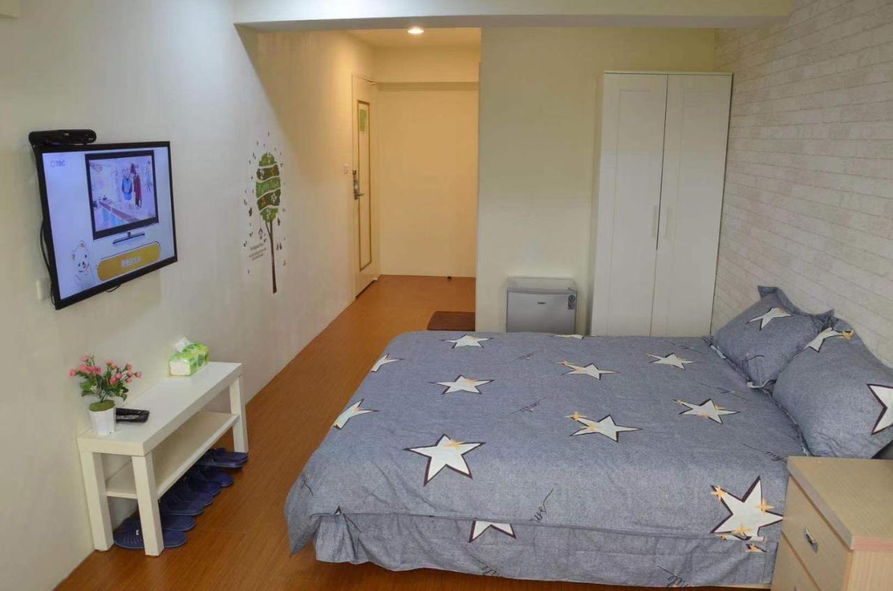 Appartement 星霖之家 à Taichung Extérieur photo