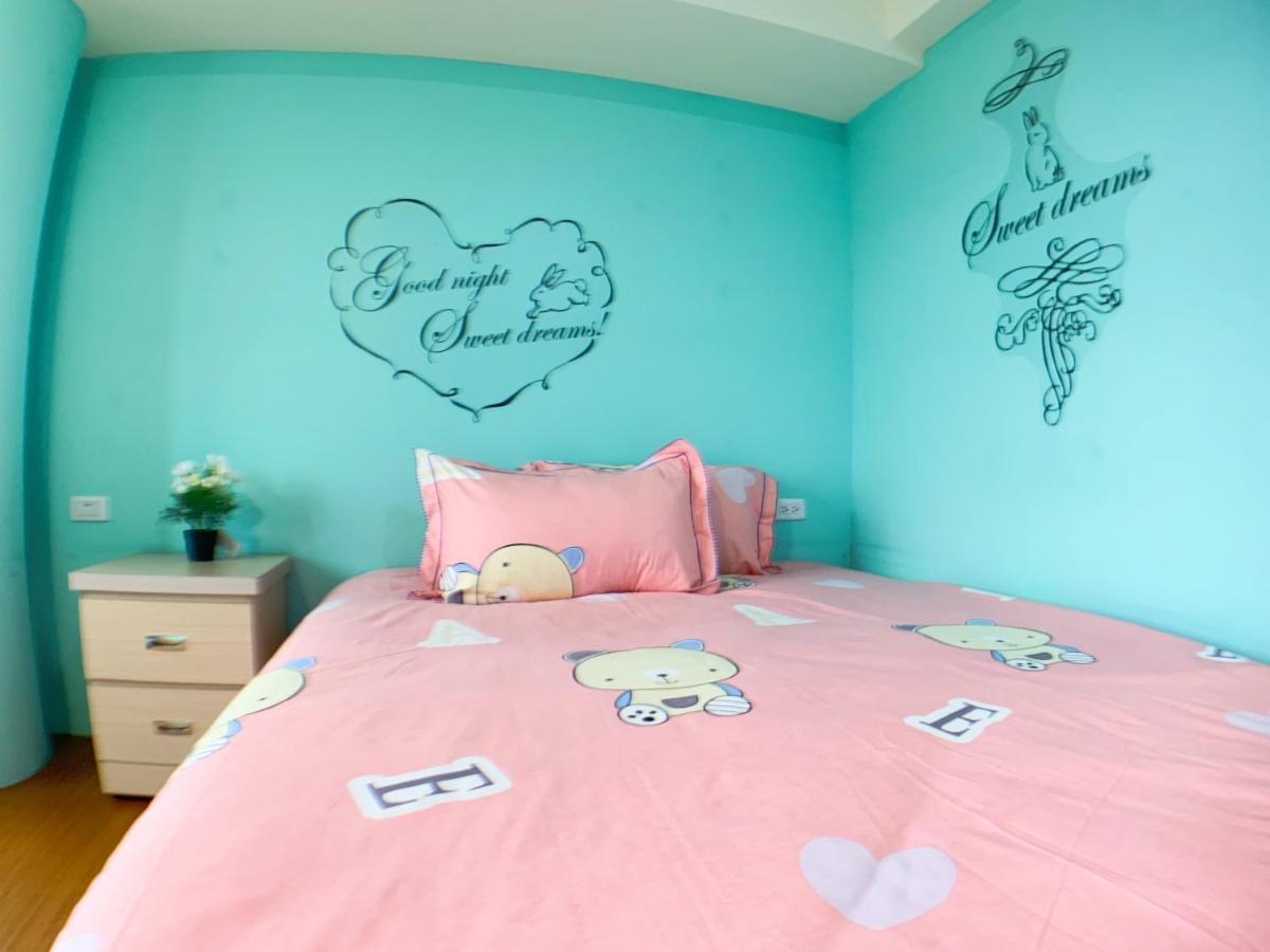 Appartement 星霖之家 à Taichung Extérieur photo
